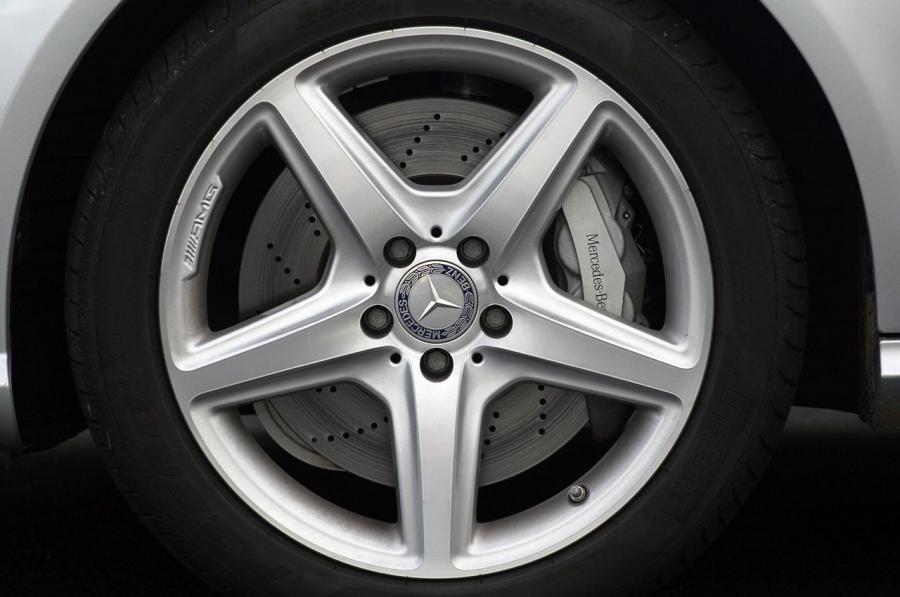  Mercedes-Benz CLS550 2012 года  (фото 79 из 121)